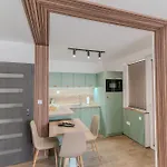 アパートホテル Sea Twins Luxury - 150 M From The