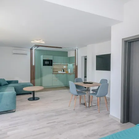 Ξενοδοχείο με διαμερίσματα Sea Twins Luxury - 150 M From The Σάνι Μπιτς