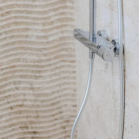 Sea Twins Luxury - 150 M From The Ξενοδοχείο με διαμερίσματα Σάνι Μπιτς