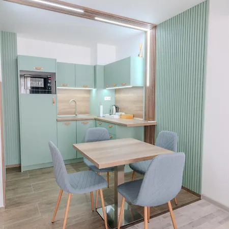 Aparthotel Sea Twins Luxury - 150 M From The Sunny Beach