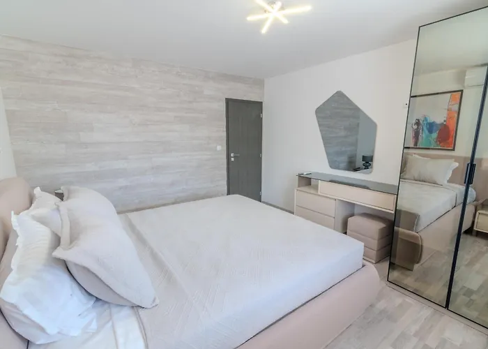 Apartmanhotel Sea Twins Luxury - 150 M From The