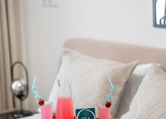 Sea Twins Luxury - 150 M From The Apartmanhotel 4*