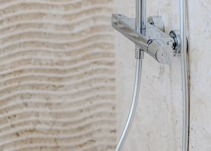 Sea Twins Luxury - 150 M From The Apart Otel Sunny Beach