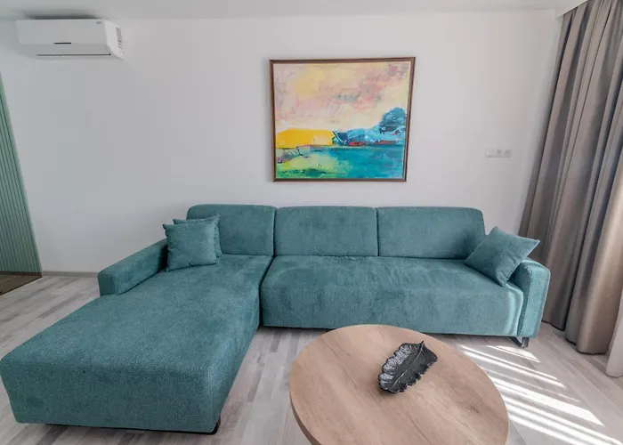 Sea Twins Luxury - 150 M From The Apart Otel Sunny Beach